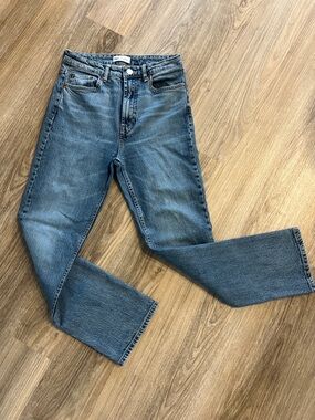 Zara Medium size 6 Blue Denim Jeans high waisted straight leg